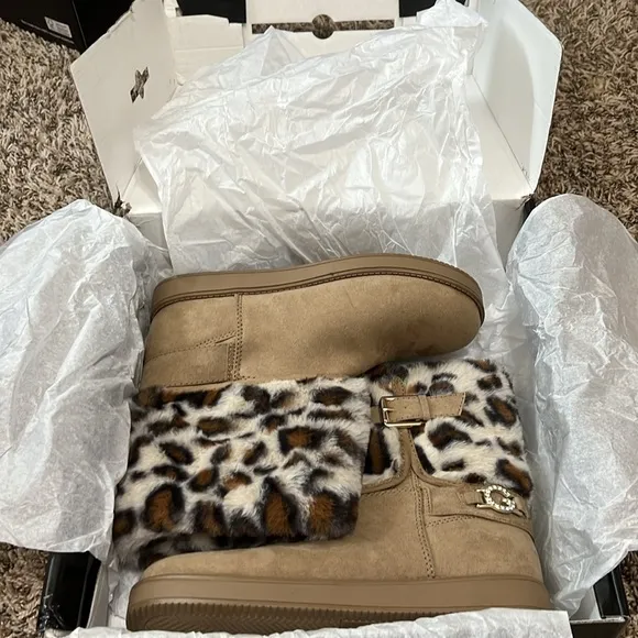 NIB GBG Los Angeles | Aleya Faux Fur Leopard Boots | Size 7
