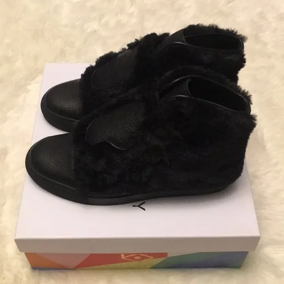 NIB Katy Perry The Honey Faux Fur Black Boots