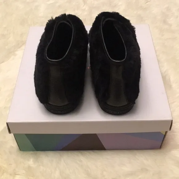 NIB Katy Perry The Honey Faux Fur Black Boots