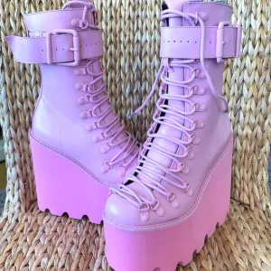 NIB Sugar Thrillz x Dolls Kill Pink Traitor Boot