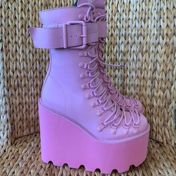 NIB Sugar Thrillz x Dolls Kill Pink Traitor Boot