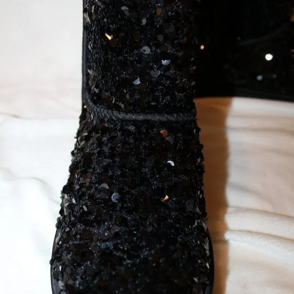 NIB UGG STELLAR SEQUIN CLASSIC SHORT SHEARLING‎ LINED BOOTS