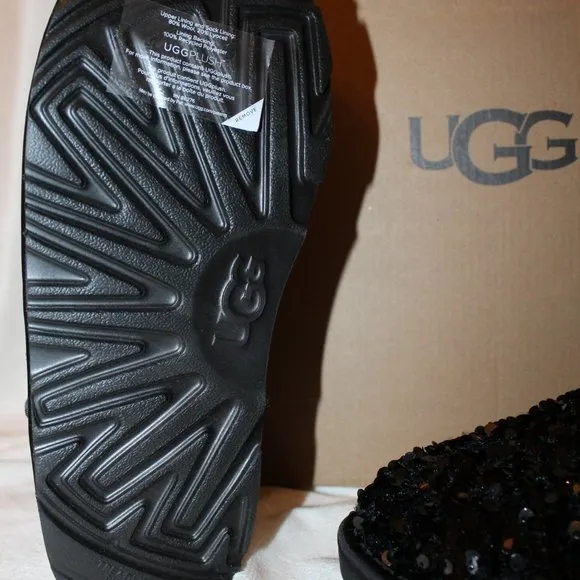 NIB UGG STELLAR SEQUIN CLASSIC SHORT SHEARLING‎ LINED BOOTS