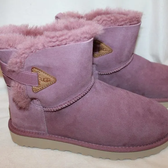 NIB UGG WOMEN'S BAILEY FLEX SUEDE MINI SHEARLING‎ LINED BOOTS