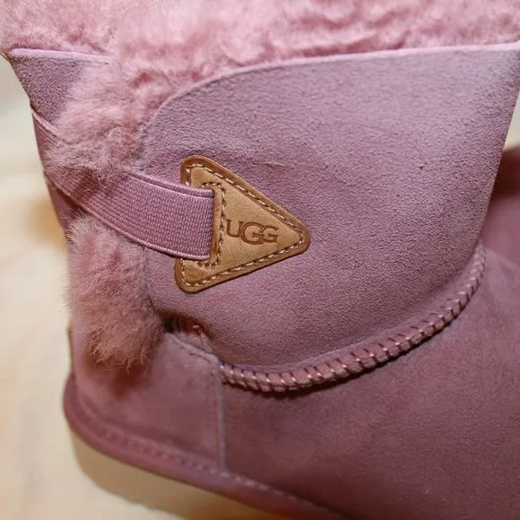 NIB UGG WOMEN'S BAILEY FLEX SUEDE MINI SHEARLING‎ LINED BOOTS