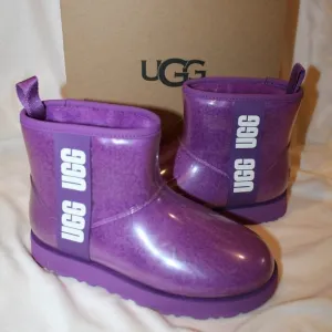 NIB UGG WOMEN'S‎ CLEAR SHEARLING LINED LOGO BOOTS PURPLE