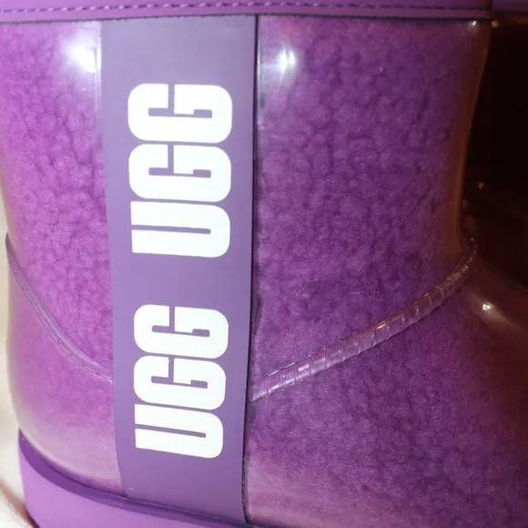 NIB UGG WOMEN'S‎ CLEAR SHEARLING LINED LOGO BOOTS PURPLE