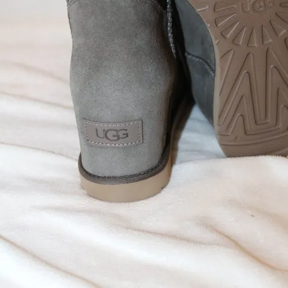 NIB UGG WOMEN'S FEMME CLASSIC SHORT SUEDE SHEARLING BOOTS SLATE‎ GRAY