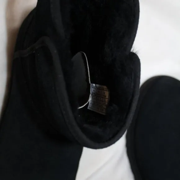NIB UGG WOMEN'S KRISTIN SUEDE AND SHEARLING SLIM STYLE MINI BOOTS BLACK‎
