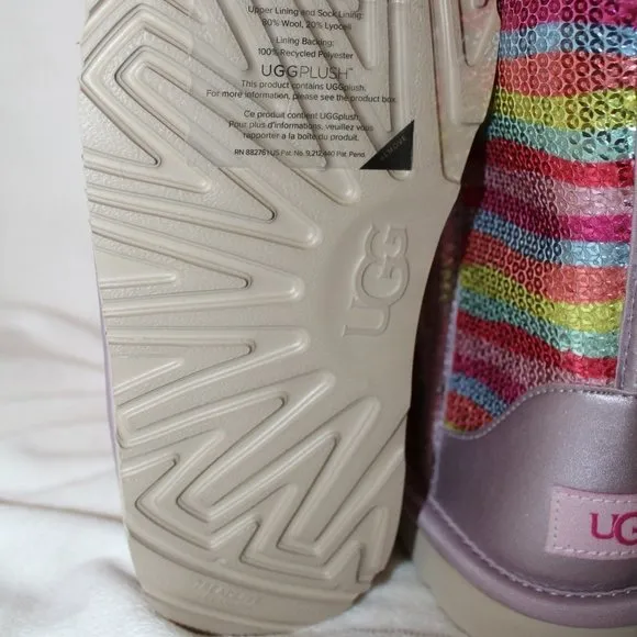 NIB UGG WOMEN'S SEQUIN RAINBOW CLASSIC SHORT SHEARLING LINED‎ BOOTS
