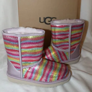 NIB UGG WOMEN'S SEQUIN RAINBOW CLASSIC SHORT SHEARLING LINED‎ BOOTS