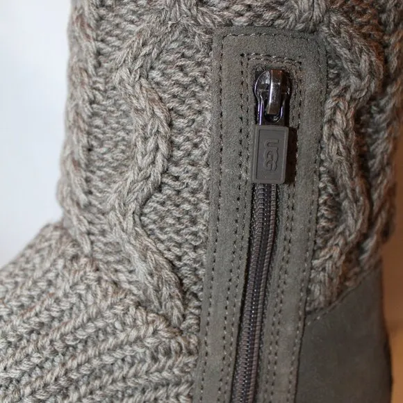 NIB UGG YOUTH 5 6 WOMEN'S 7 8‎ TALL CARDY KNIT GRAY BOOTS