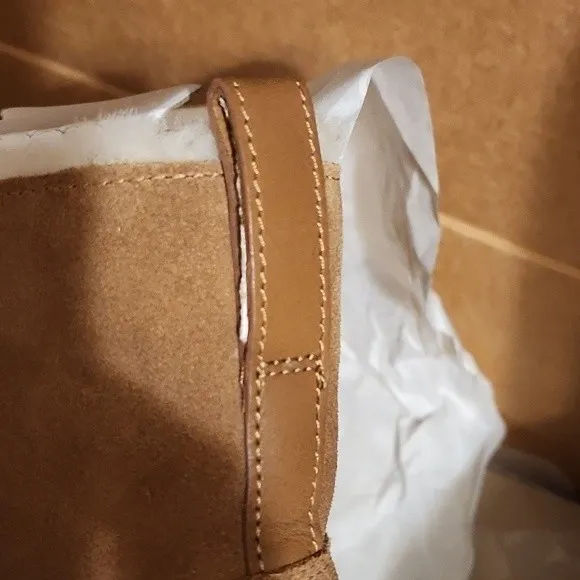NIB Woman's Short Ugg Boots with Side Zipper Size 12