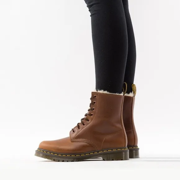 NIB Women’s Size 8 (Euro Sz 39) Dr. Martens 1460 Fur-lined Combat Boots In Brown