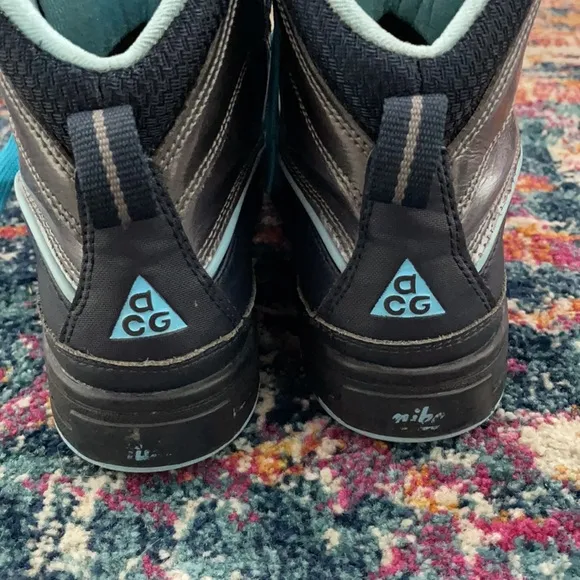 Nike ACG Woodside 2 High Hiking Trail Shoe