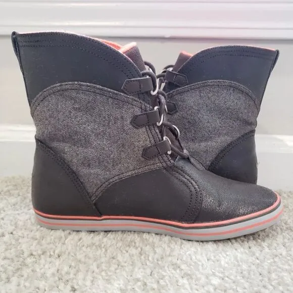 NIKE Carico Mid-calve Leather Dark Brown Cinder Boots Shoes - Womens Size 5.5