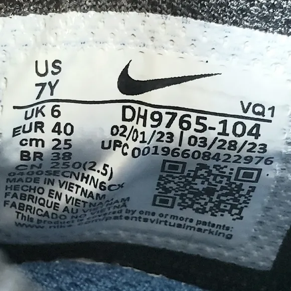 Nike Dunk Low Sneakers Leather DH9765-104 White Blue Black Youth Size 7