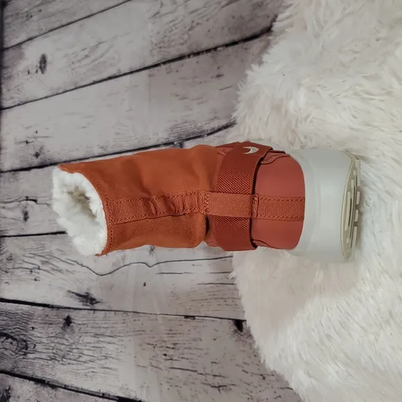 Nike Suede Golkana Boot in 'Dusty Peach' — Faux Fur Lining — Women's Size 8.5