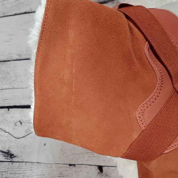 Nike Suede Golkana Boot in 'Dusty Peach' — Faux Fur Lining — Women's Size 8.5