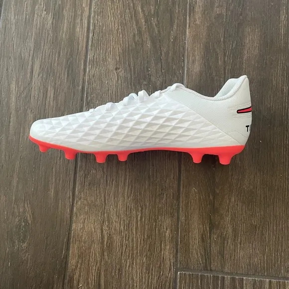 Nike Tiempo Legend 8 Soccer Cleats Boots Mens 10 White Flash Crimson AT6107