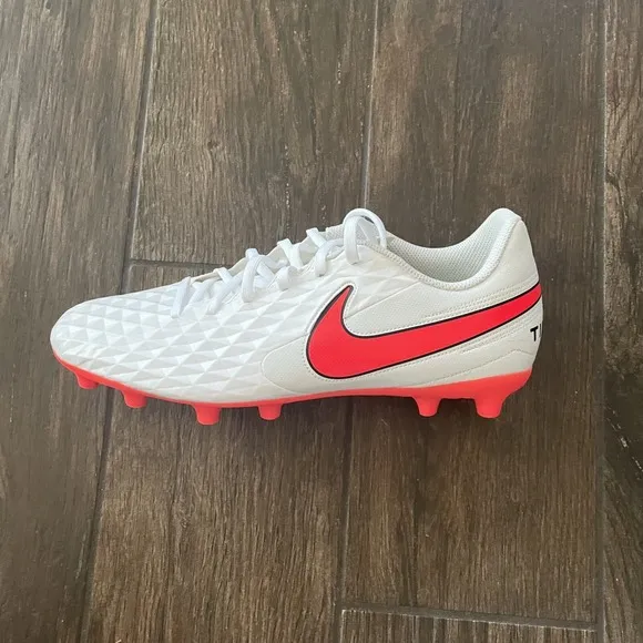 Nike Tiempo Legend 8 Soccer Cleats Boots Mens 10 White Flash Crimson AT6107