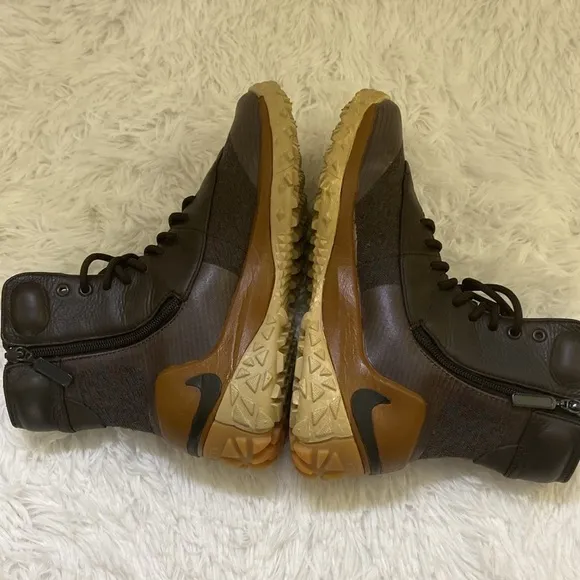 NIKE ZOOM KYNSI JACQUARD/FAUX LEATHER,WOMEN,BROWN/TAN WATERPROOF BOOTS.SIZE-7.5