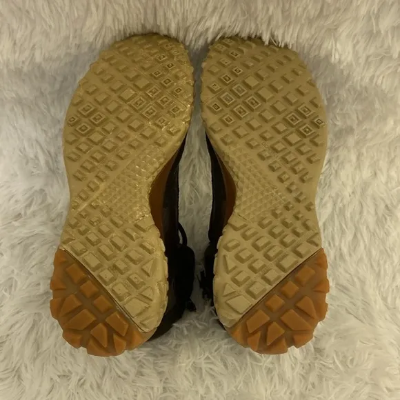 NIKE ZOOM KYNSI JACQUARD/FAUX LEATHER,WOMEN,BROWN/TAN WATERPROOF BOOTS.SIZE-7.5