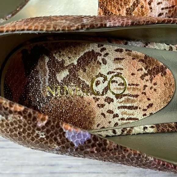 Nine &amp; Co. Kendri Python Snake Print Heels Pink Brown Purple Cream Gold 8.5
