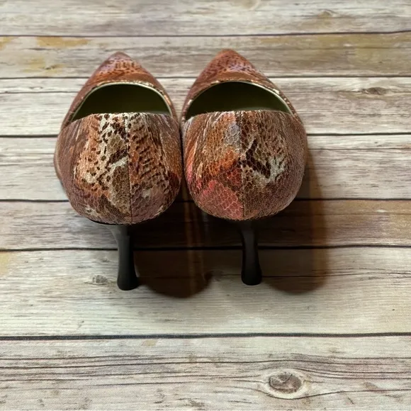 Nine &amp; Co. Kendri Python Snake Print Heels Pink Brown Purple Cream Gold 8.5