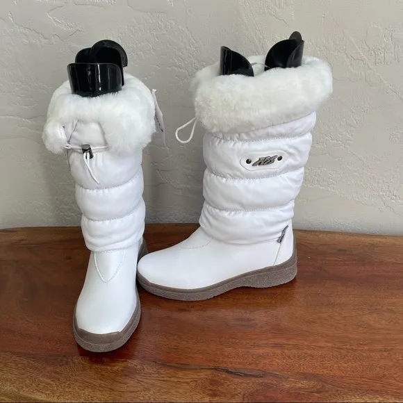 NIS White Winter Knee high Boots with Faux Fur Trim New!