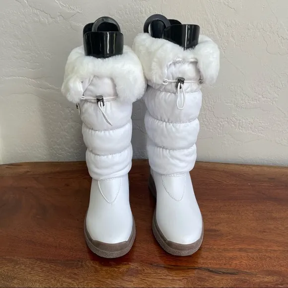 NIS White Winter Knee high Boots with Faux Fur Trim New!
