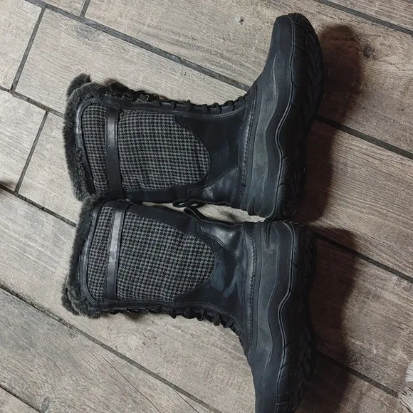 North Face Lace Up Combat/Moto Boots Size 9