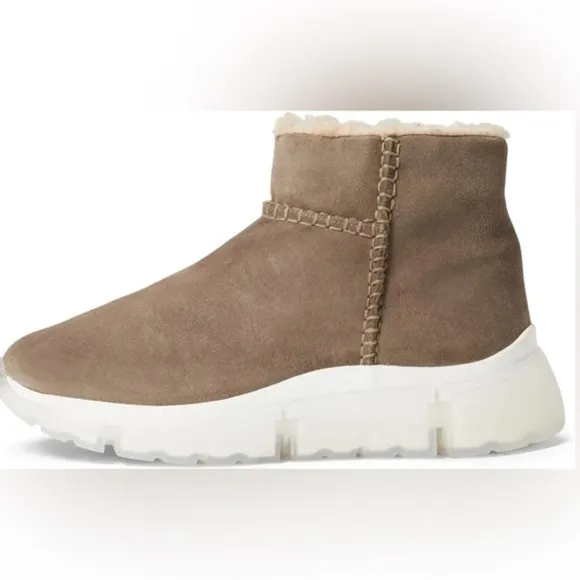 NWB Seychelles Winded Suede-Shearling Sneaker Boot - Taupe sz 8.5M