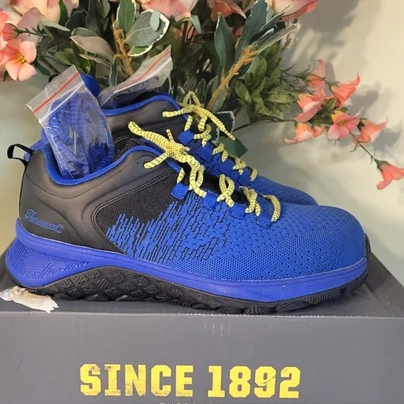 NWB Thorogood Day One Safety AST Low 9743790 composite sneaker shoes work boots