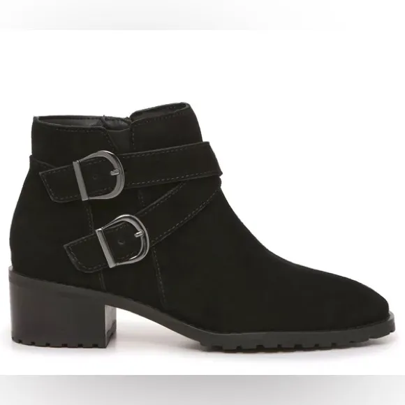 NWOB $160 WATERPROOF Blondo Sway Bootie - Black Suede