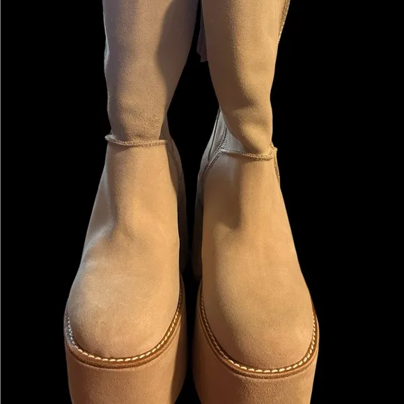 NWOB Free People Montreal Platform Boots (light tan Suede) $298