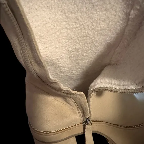 NWOB Free People Montreal Platform Boots (light tan Suede) $298