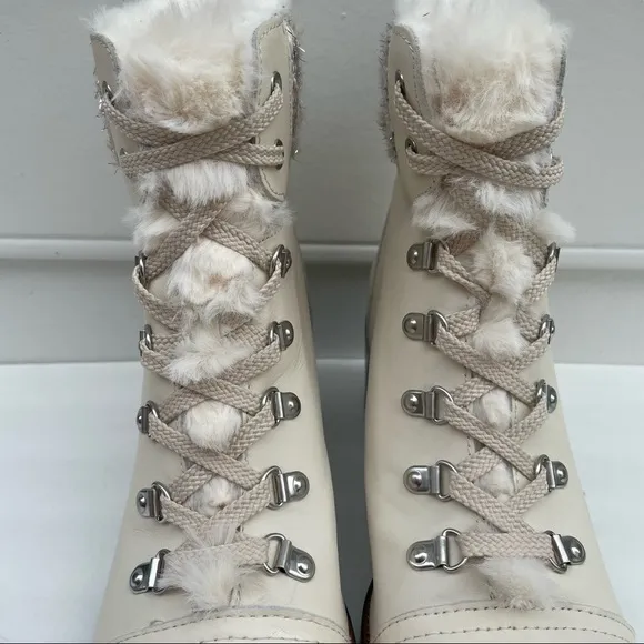 NWOB Sam Edelman Manchester ivory faux fur shirt boots 9.5 M