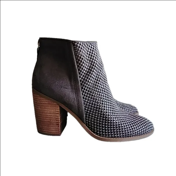 💕NWOB Women's Madden Girl Mocha Heeled sz.9.5 Mesh Embellished Ankle Boots