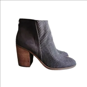 💕NWOB Women's Madden Girl Mocha Heeled sz.9.5 Mesh Embellished Ankle Boots