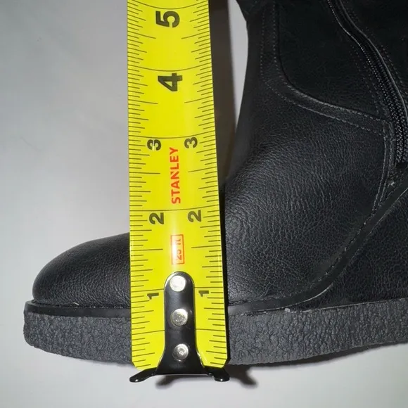 NWOB Zodiac Women’s Iggy Tall Wedge Knee High Boots - Black Size 8.5