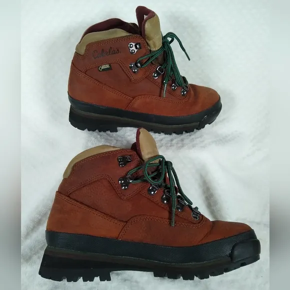 NWOT Cabela's Women's Brown Gore-tex Leather Uppers Hiking / Work Boots 8M