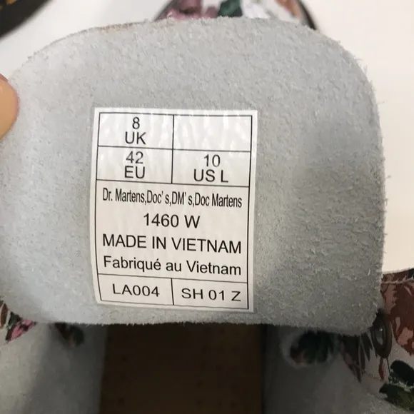 NWOT Dr Martens 1460 ENGLISH GARDEN LEATHER LACE UP BOOTS