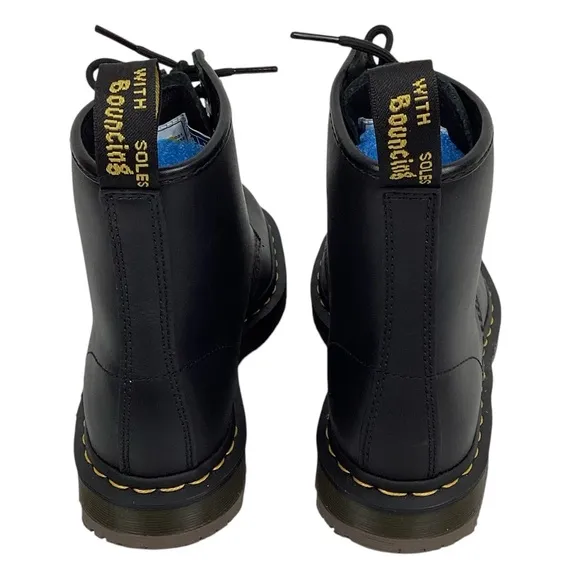 NWOT Dr. Martens Air Wair Safety Toe Soft Wair Smooth Leather Lace Work Boots