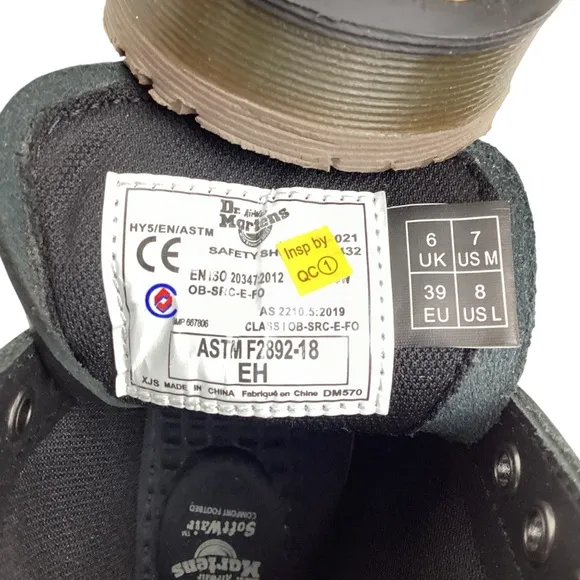 NWOT Dr. Martens Air Wair Safety Toe Soft Wair Smooth Leather Lace Work Boots
