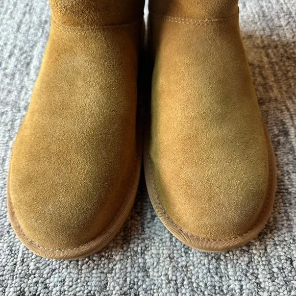 NWOT Koolaburra by UGG Tan Brown Sherpa Booties Boots Womens Size 8 Cozy Winter