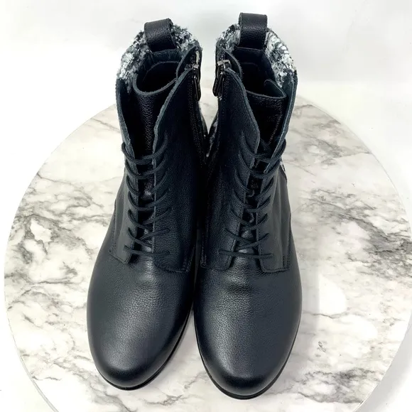 NWOT Naot Patchwork Tweed Two Tone Comfort Leather Lace Up Boots 6/37 Academia