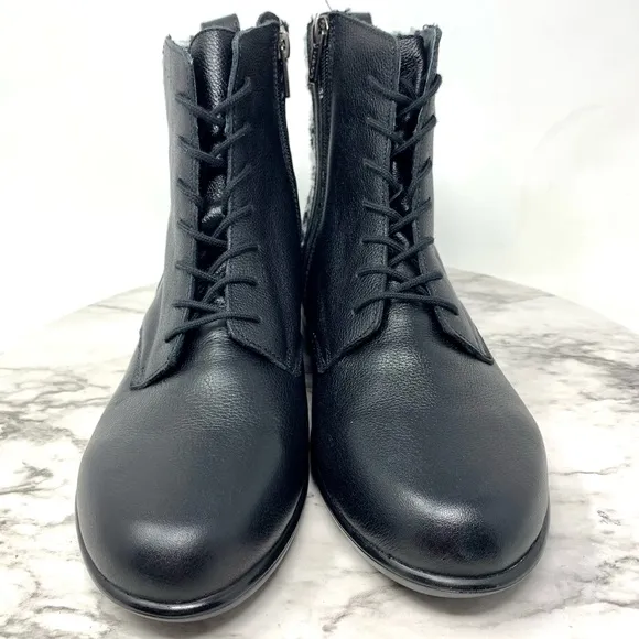 NWOT Naot Patchwork Tweed Two Tone Comfort Leather Lace Up Boots 6/37 Academia