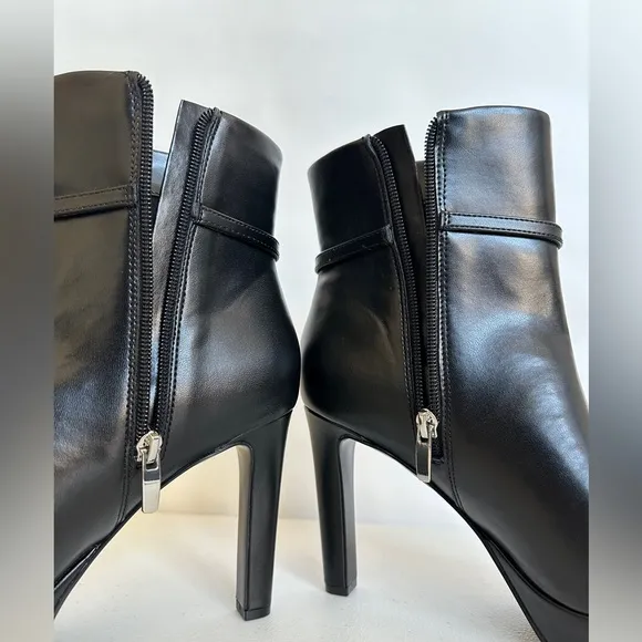 NWOT. Nine West Gripe Women's High Heel Ankle Boots Size 7.5M