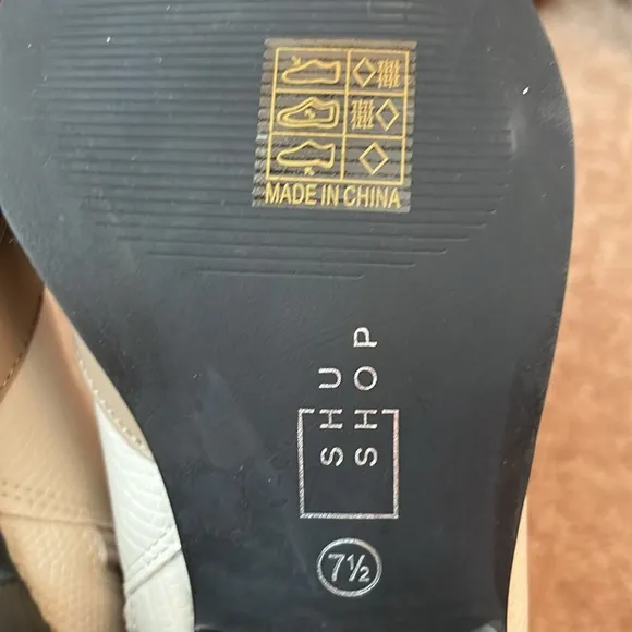 NWOT ShuShop Zizi Western Boots